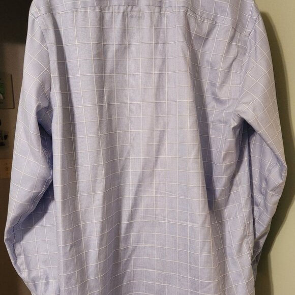 Egara button up. - Picture 3 of 5